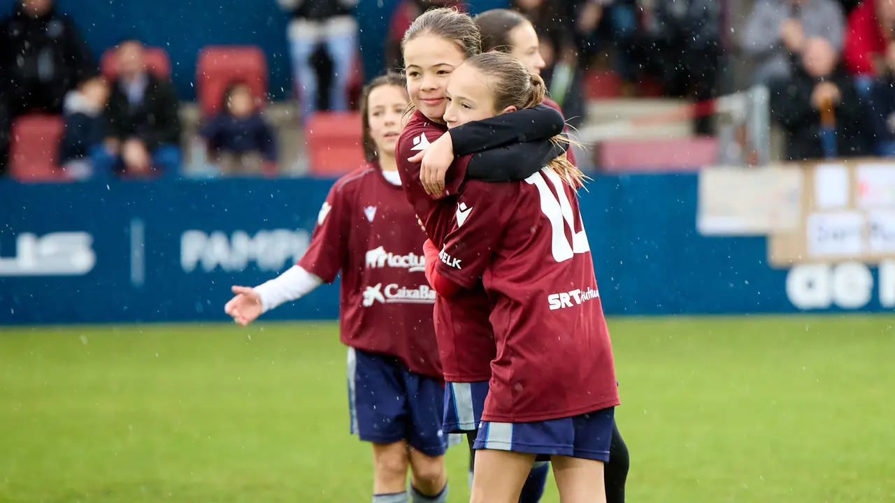 Final del XLII Torneo Interescolar de Osasuna en categoría femenina disputado en las instalaciones de Tajonar. IÑIGO ALZUGARAY