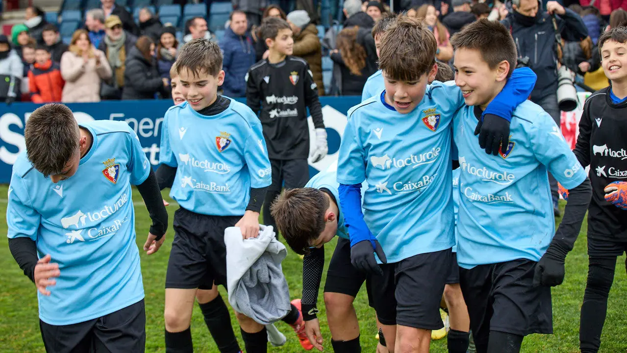 Final del XLII Torneo Interescolar de Osasuna en categoría alevín mixto disputado en las instalaciones de Tajonar. IÑIGO ALZUGARAY