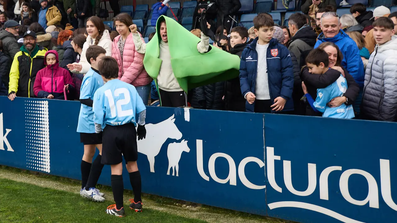 Final del XLII Torneo Interescolar de Osasuna en categoría alevín mixto disputado en las instalaciones de Tajonar. IÑIGO ALZUGARAY