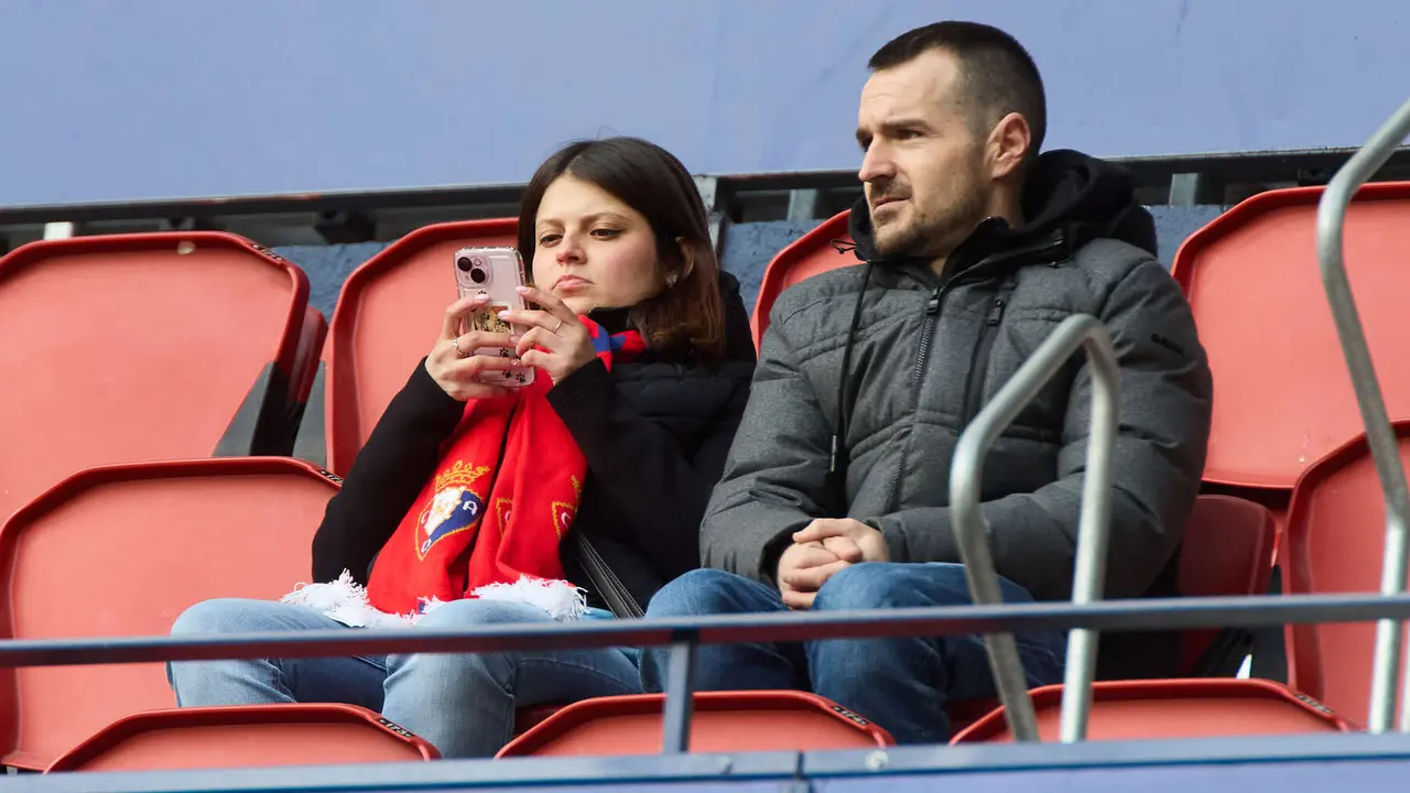 La grada del estadio de El Sadar durante el partido de La Liga EA Sports entre CA Osasuna y Getafe CF disputado en Pamplona. IÑIGO ALZUGARAY