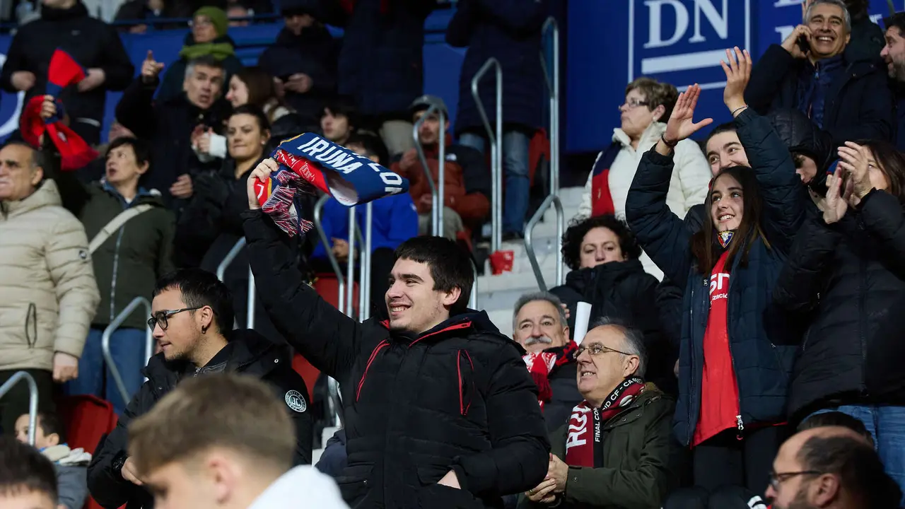La grada del estadio de El Sadar durante el partido de La Liga EA Sports entre CA Osasuna y Getafe CF disputado en Pamplona. IÑIGO ALZUGARAY