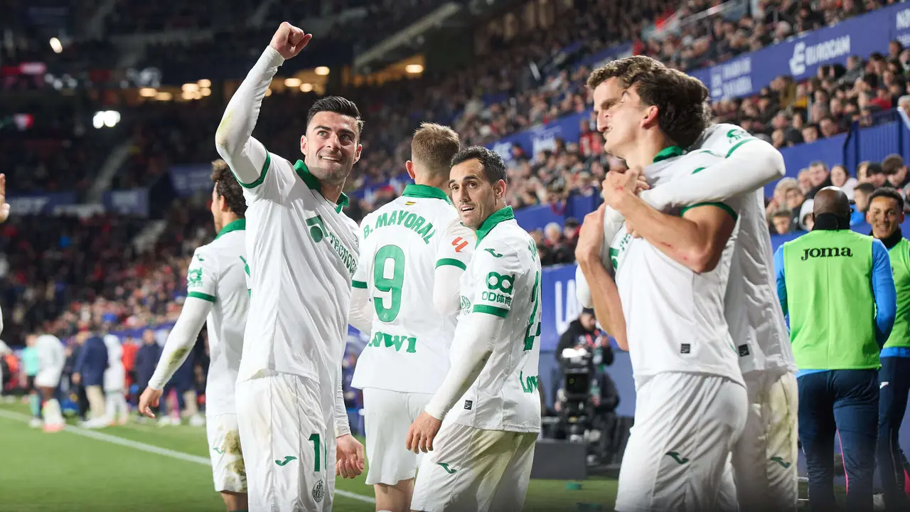 Los jugadores del Getafe CF celebran el gol de Ramon Terrats (1-2) durante el partido de La Liga EA Sports entre CA Osasuna y Getafe CF disputado en el estadio de El Sadar en Pamplona. IÑIGO ALZUGARAY