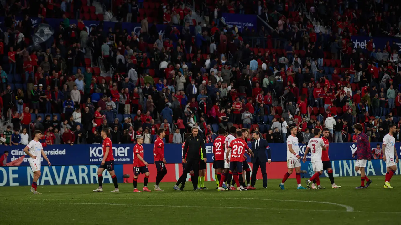 Partido de La Liga EA Sports entre CA Osasuna y Sevilla FC disputado en el estadio de El Sadar en Pamplona. IÑIGO ALZUGARAY