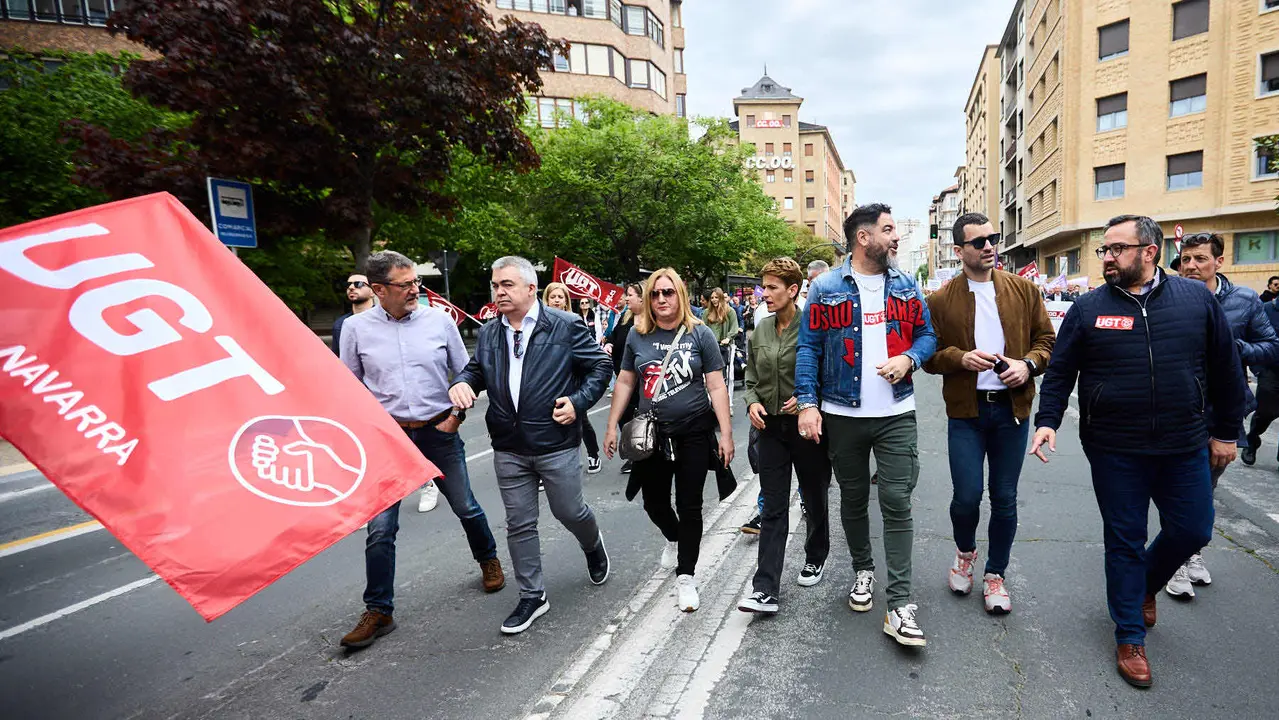 Manifestación de CCOO y UGT en Pamplona con motivo del 1 de mayo. Con presencia del secretario general de UGT Navarra, Lorenzo Ríos, la secretaria de Organización de CCOO Navarra, Pilar Arriaga y la presidenta de Navarra, María Chivite. IÑIGO ALZUGARAY
