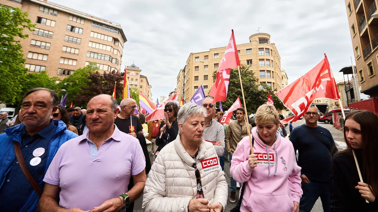 Manifestación de CCOO y UGT en Pamplona con motivo del 1 de mayo. Con presencia del secretario general de UGT Navarra, Lorenzo Ríos, la secretaria de Organización de CCOO Navarra, Pilar Arriaga y la presidenta de Navarra, María Chivite. IÑIGO ALZUGARAY