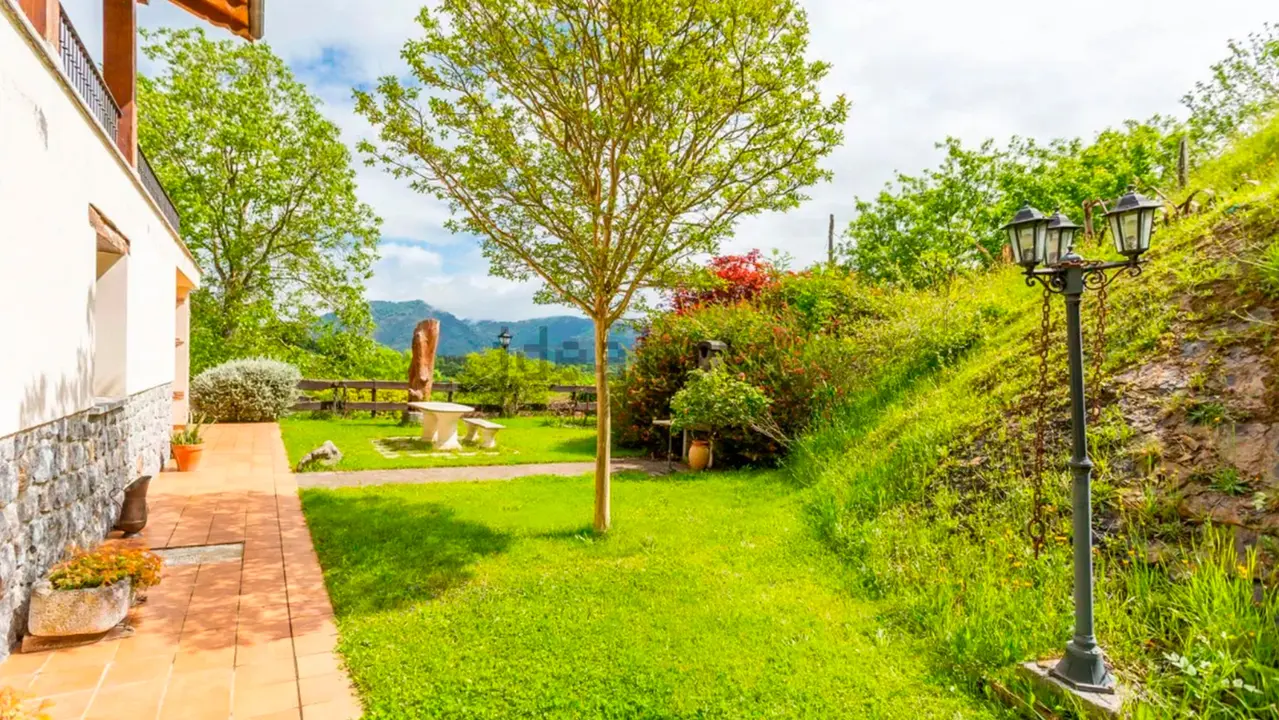 Casa en venta en Gaínza (Araiz). IDEALISTA