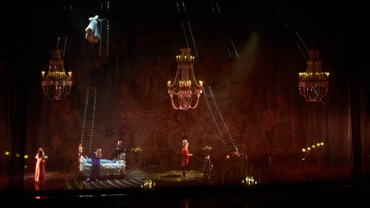 Estreno de Corteo del Cirque du Soleil en el Navarra Arena de Pamplona. El nuevo espectáculo circense de la compañía canadiense, un desfile festivo imaginado por un payaso. IÑIGO ALZUGARAY