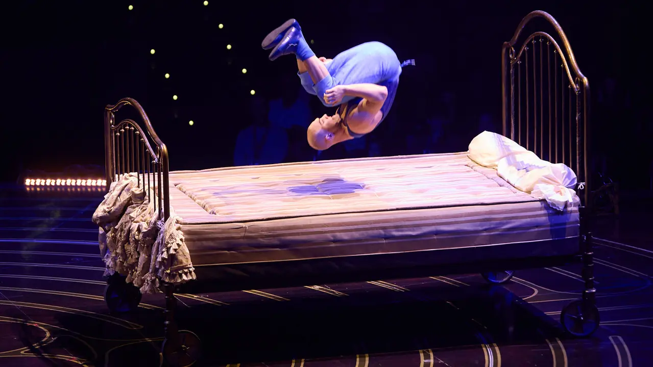 Estreno de Corteo del Cirque du Soleil en el Navarra Arena de Pamplona. El nuevo espectáculo circense de la compañía canadiense, un desfile festivo imaginado por un payaso. IÑIGO ALZUGARAY