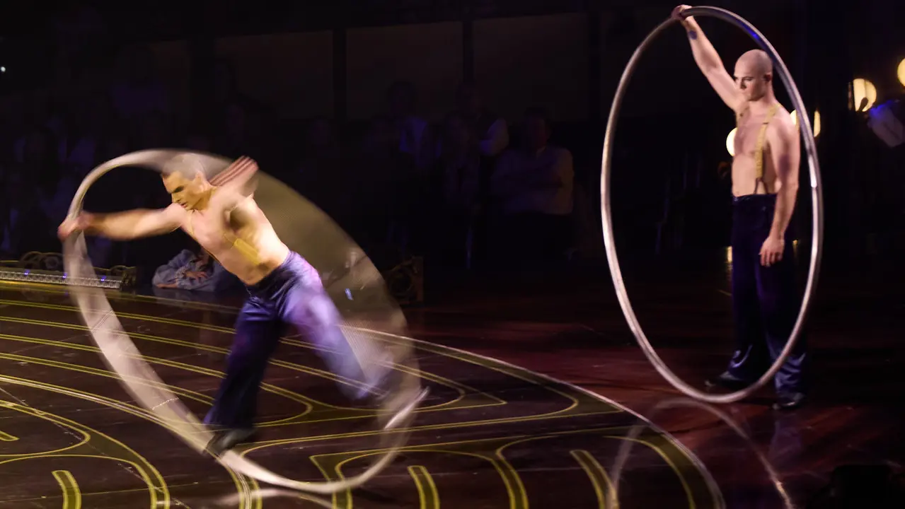 Estreno de Corteo del Cirque du Soleil en el Navarra Arena de Pamplona. El nuevo espectáculo circense de la compañía canadiense, un desfile festivo imaginado por un payaso. IÑIGO ALZUGARAY