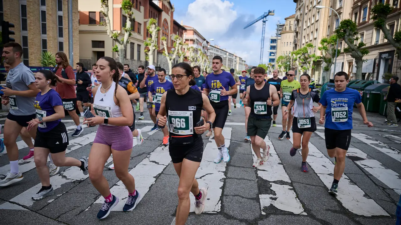 41 Media Maratón de Pamplona con la participación de más de mil personas. PABLO LASAOSA