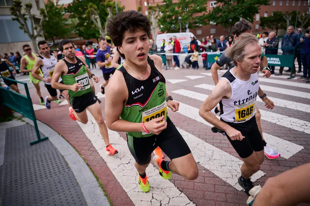 Carrera de 5 kilómetros de la 41 Media Maratón de Pamplona. PABLO LASAOSA