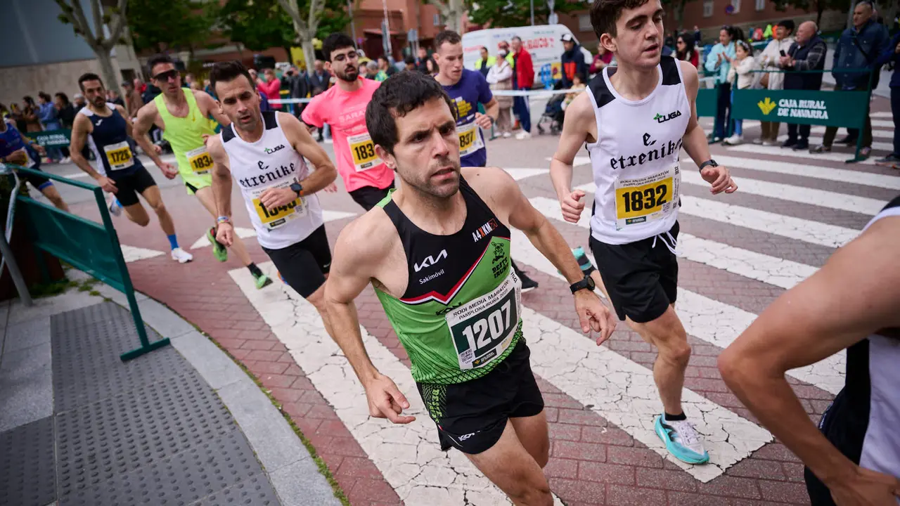 Carrera de 5 kilómetros de la 41 Media Maratón de Pamplona. PABLO LASAOSA