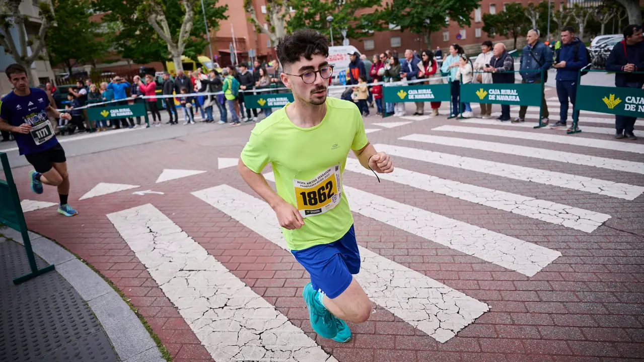 Carrera de 5 kilómetros de la 41 Media Maratón de Pamplona. PABLO LASAOSA