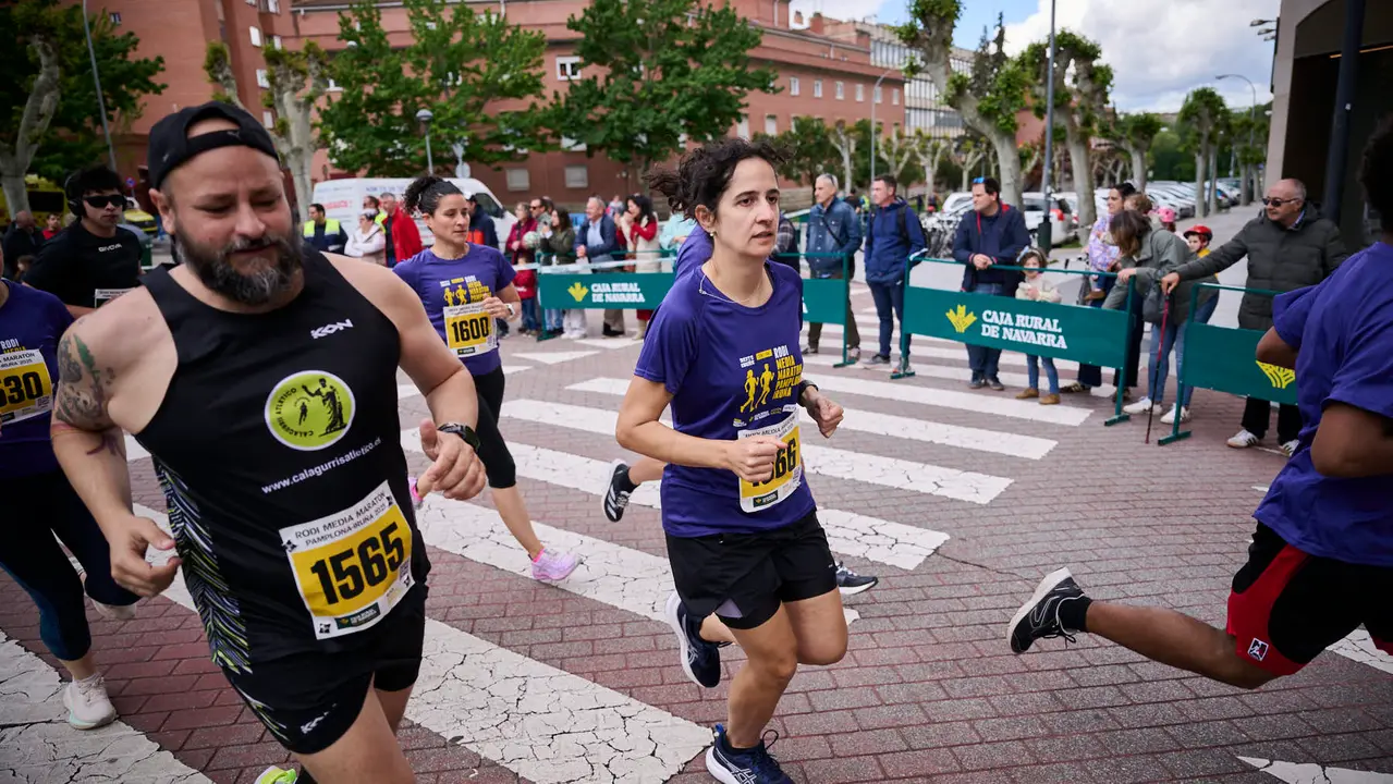 Carrera de 5 kilómetros de la 41 Media Maratón de Pamplona. PABLO LASAOSA