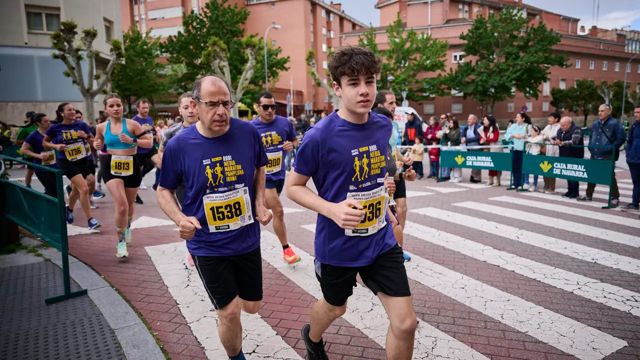Carrera de 5 kilómetros de la 41 Media Maratón de Pamplona. PABLO LASAOSA