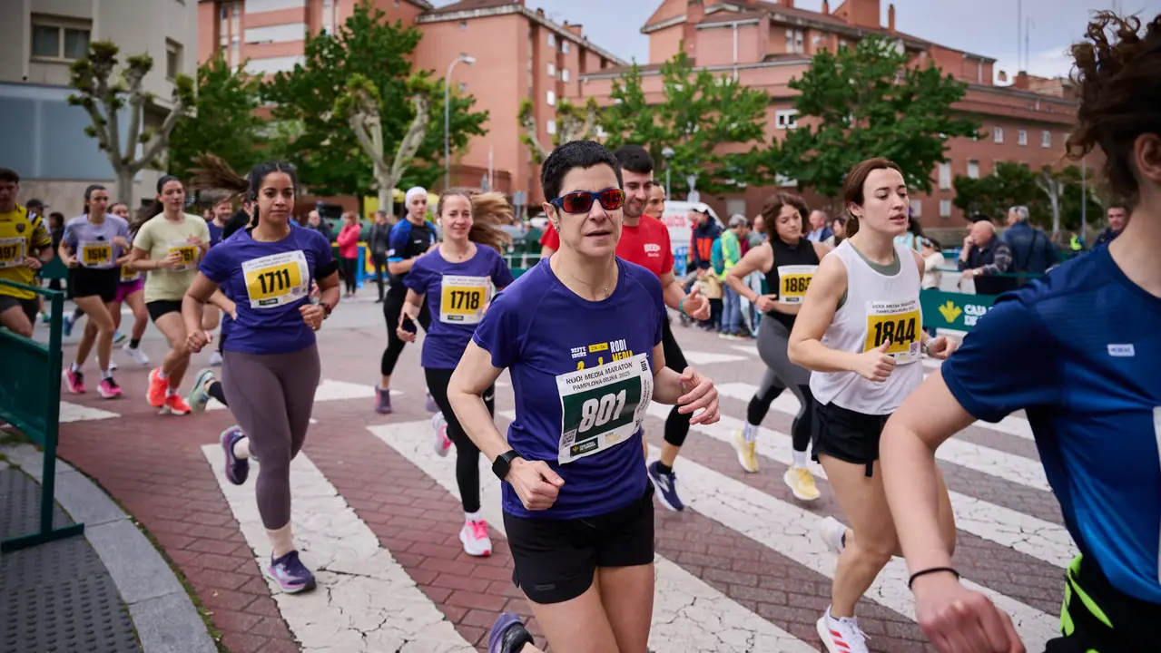 Carrera de 5 kilómetros de la 41 Media Maratón de Pamplona. PABLO LASAOSA