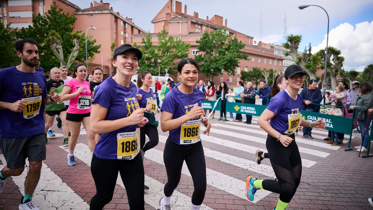 Carrera de 5 kilómetros de la 41 Media Maratón de Pamplona. PABLO LASAOSA