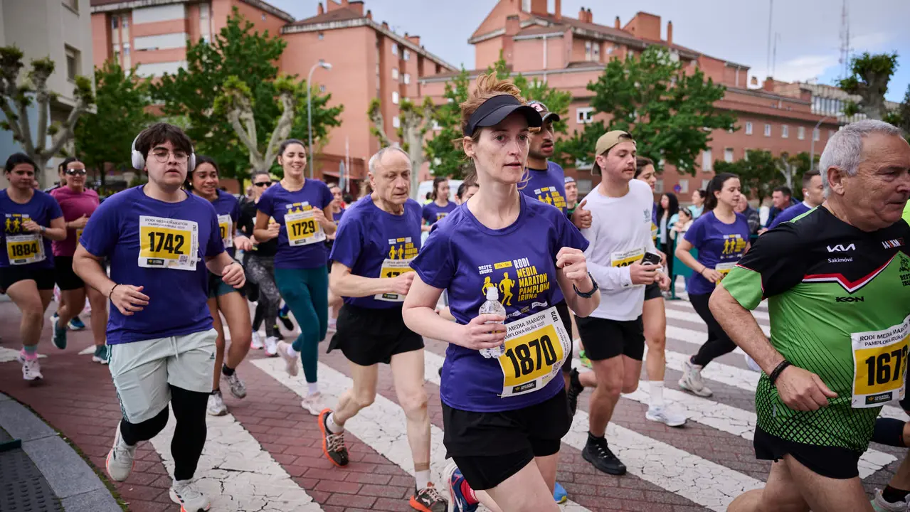 Carrera de 5 kilómetros de la 41 Media Maratón de Pamplona. PABLO LASAOSA