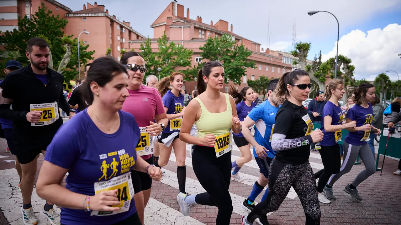 Carrera de 5 kilómetros de la 41 Media Maratón de Pamplona. PABLO LASAOSA