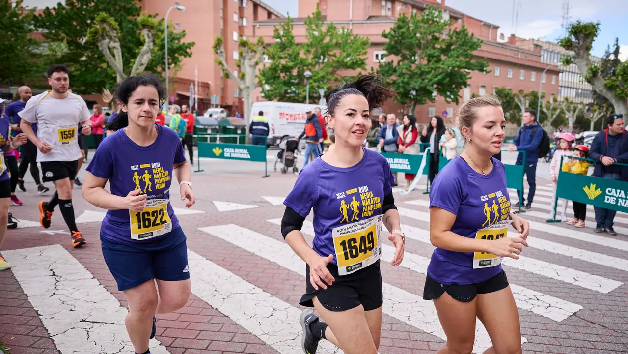Carrera de 5 kilómetros de la 41 Media Maratón de Pamplona. PABLO LASAOSA