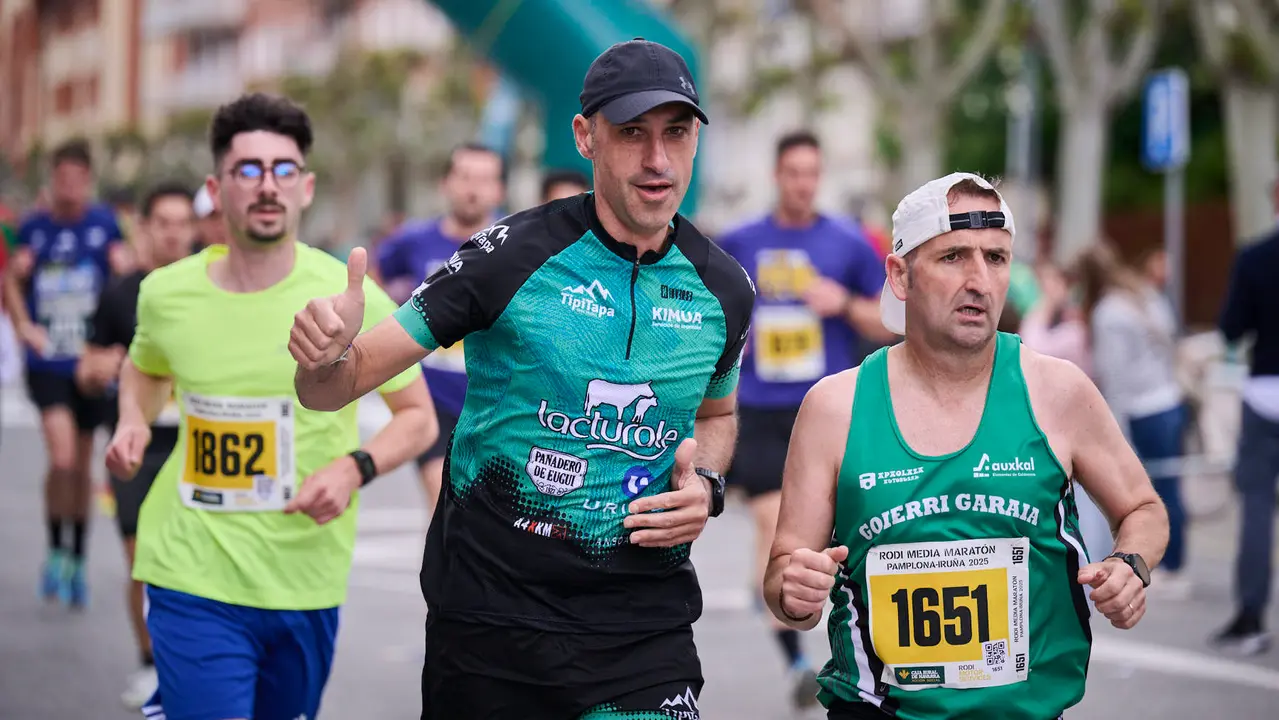 Carrera de 5 kilómetros de la 41 Media Maratón de Pamplona. PABLO LASAOSA