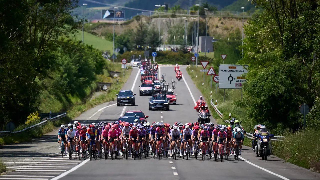 Dieciocho equipos participan en la 'Navarra Women’s Elite Classic 2025' con salida y meta en Pamplona. PABLO LASAOSA