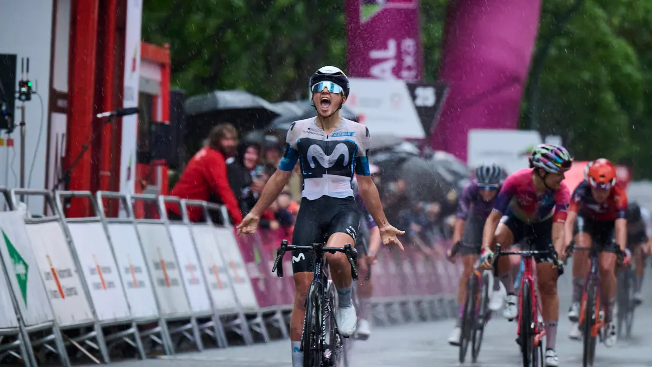 Dieciocho equipos participan en la 'Navarra Women’s Elite Classic 2025' con salida y meta en Pamplona. PABLO LASAOSA