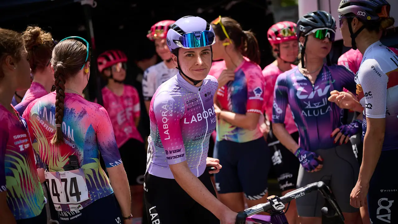Dieciocho equipos participan en la 'Navarra Women’s Elite Classic 2025' con salida y meta en Pamplona. PABLO LASAOSA