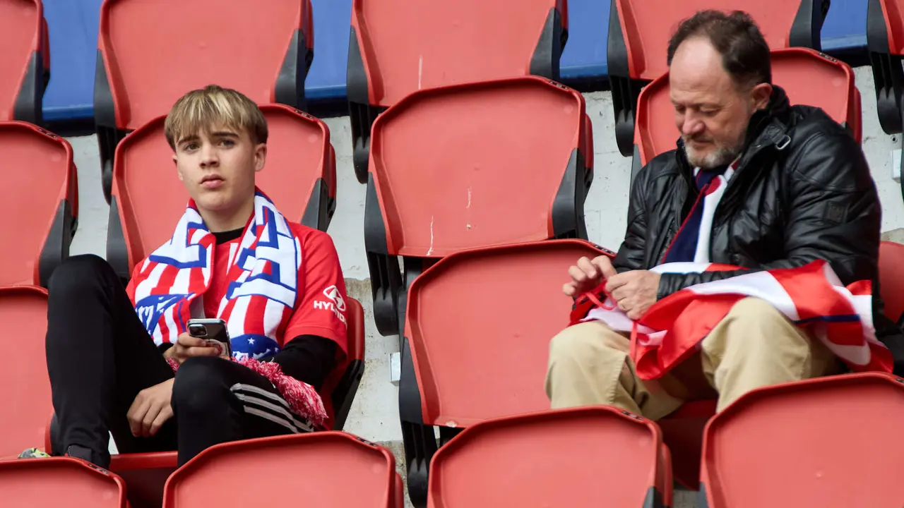 La grada del estadio de El Sadar durante el partido de La Liga EA Sports entre CA Osasuna y Atlético Madrid disputado en Pamplona. IÑIGO ALZUGARAY