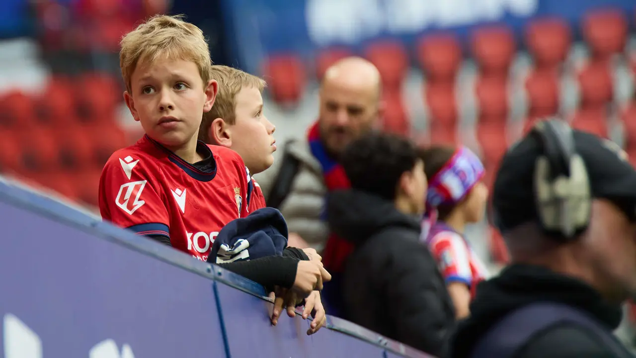 La grada del estadio de El Sadar durante el partido de La Liga EA Sports entre CA Osasuna y Atlético Madrid disputado en Pamplona. IÑIGO ALZUGARAY