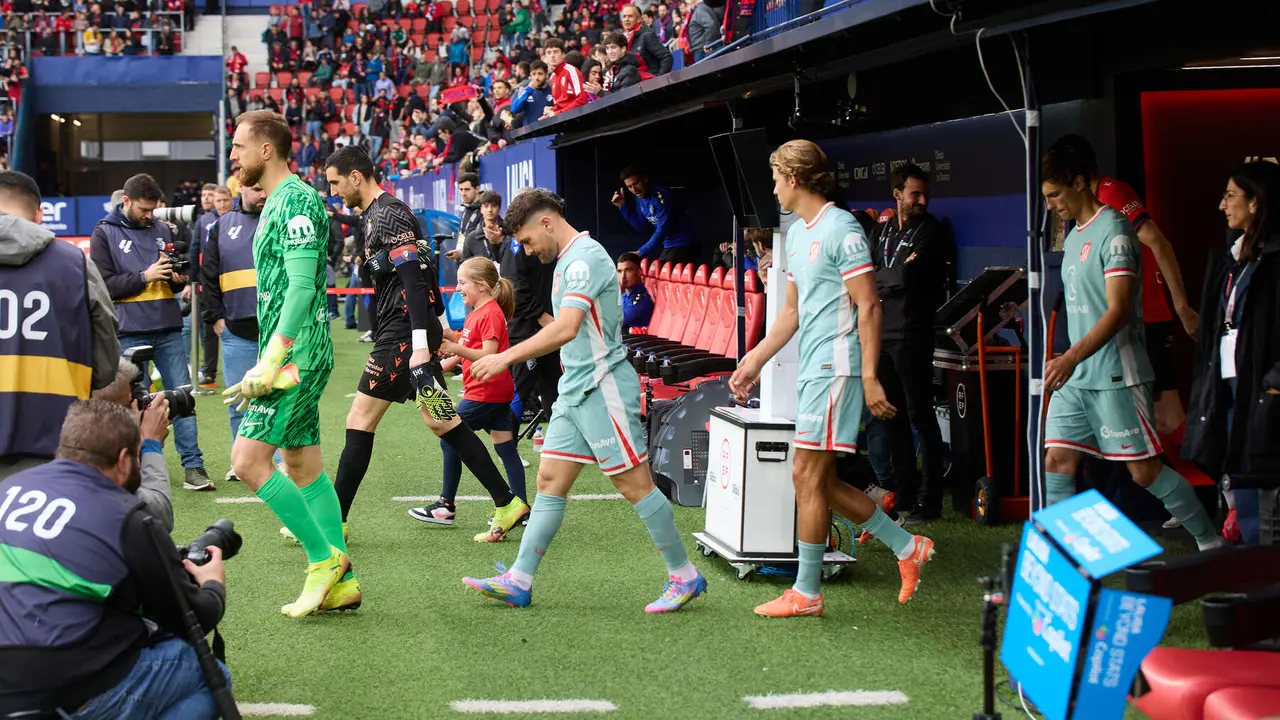 Partido de La Liga EA Sports entre CA Osasuna y Atlético Madrid disputado en el estadio de El Sadar en Pamplona. IÑIGO ALZUGARAY