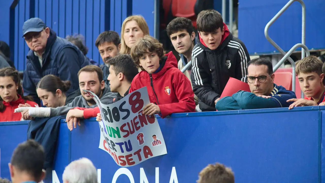La grada del estadio de El Sadar durante el partido de La Liga EA Sports entre CA Osasuna y Atlético Madrid disputado en Pamplona. IÑIGO ALZUGARAY