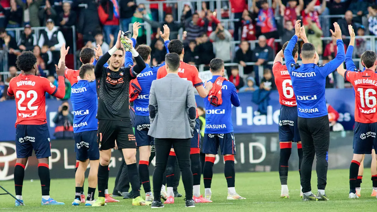 Partido de La Liga EA Sports entre CA Osasuna y Atlético Madrid disputado en el estadio de El Sadar en Pamplona. IÑIGO ALZUGARAY
