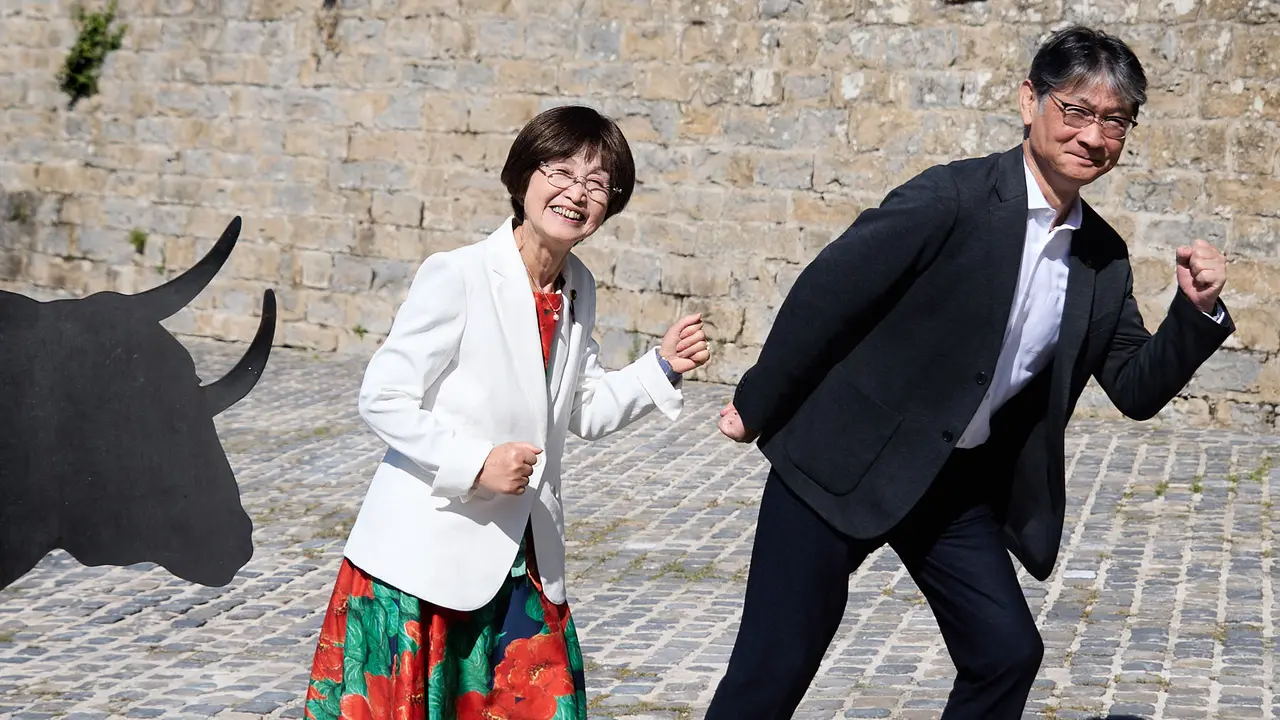 Autoridades de la ciudad japonesa de Yamaguchi visitan Pamplona. IÑIGO ALZUGARAY