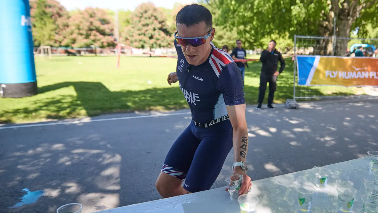 X edición de la Half Triathlon Pamplona-Iruña, que además este año ha sido también el Campeonato de Europa de Triatlón de Media Distancia, con la victoria del español Guillem Montiel en categoría masculina y la polaca Marta Lagownik en categoría femenina. IÑIGO ALZUGARAY