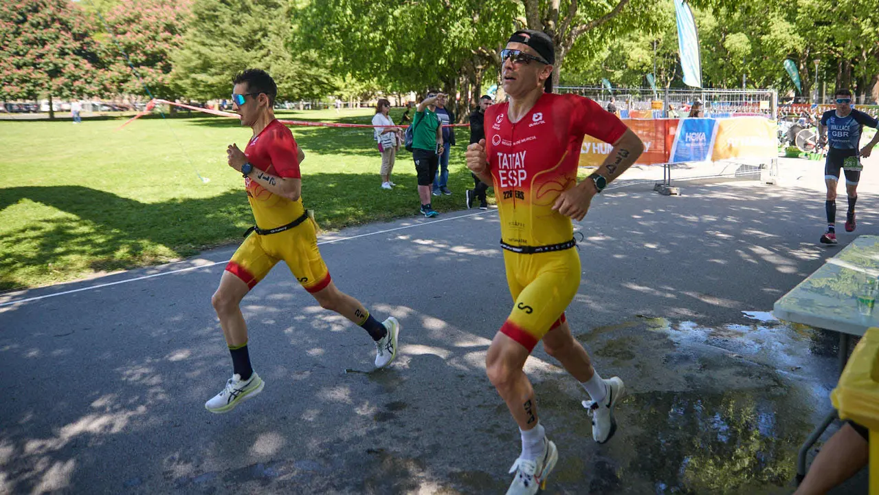 X edición de la Half Triathlon Pamplona-Iruña, que además este año ha sido también el Campeonato de Europa de Triatlón de Media Distancia, con la victoria del español Guillem Montiel en categoría masculina y la polaca Marta Lagownik en categoría femenina. IÑIGO ALZUGARAY