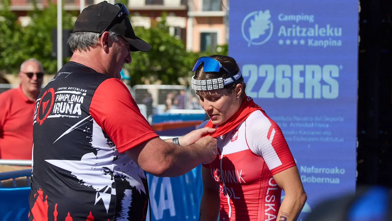 X edición de la Half Triathlon Pamplona-Iruña, que además este año ha sido también el Campeonato de Europa de Triatlón de Media Distancia, con la victoria del español Guillem Montiel en categoría masculina y la polaca Marta Lagownik en categoría femenina. IÑIGO ALZUGARAY