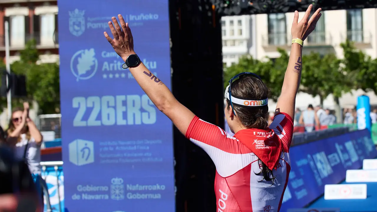 X edición de la Half Triathlon Pamplona-Iruña, que además este año ha sido también el Campeonato de Europa de Triatlón de Media Distancia, con la victoria del español Guillem Montiel en categoría masculina y la polaca Marta Lagownik en categoría femenina. IÑIGO ALZUGARAY