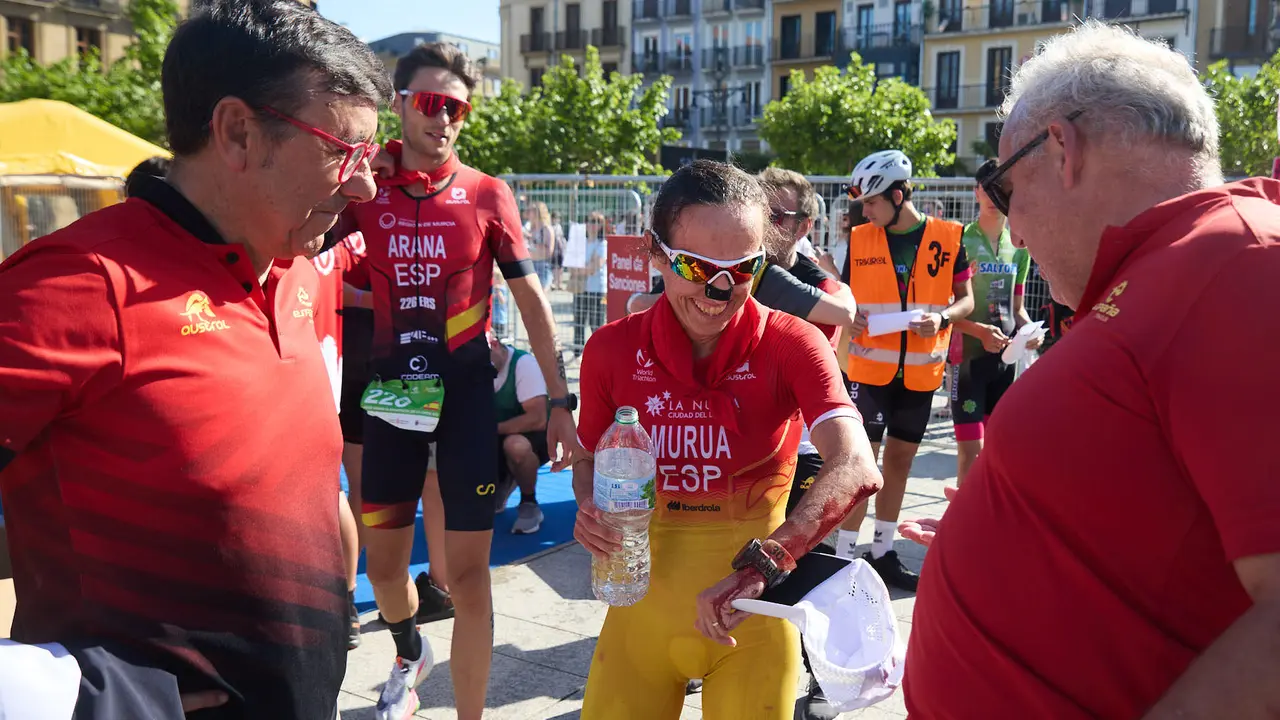 X edición de la Half Triathlon Pamplona-Iruña, que además este año ha sido también el Campeonato de Europa de Triatlón de Media Distancia, con la victoria del español Guillem Montiel en categoría masculina y la polaca Marta Lagownik en categoría femenina. IÑIGO ALZUGARAY
