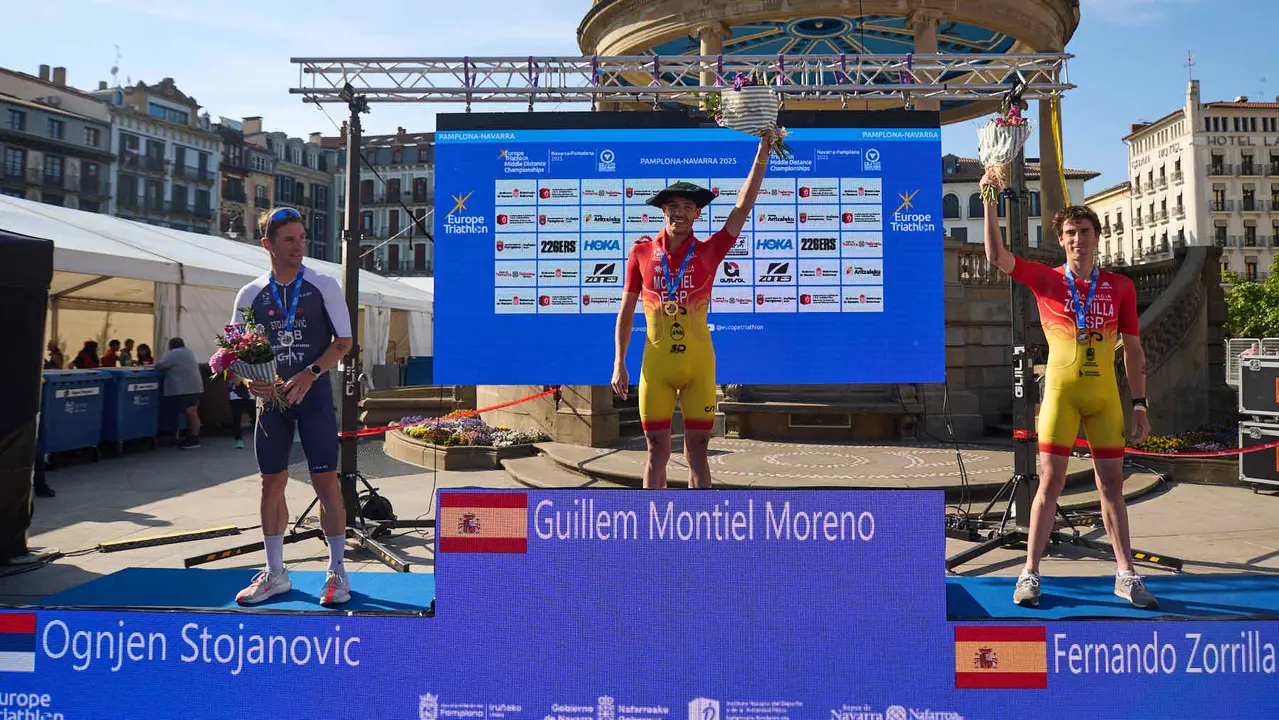 X edición de la Half Triathlon Pamplona-Iruña, que además este año ha sido también el Campeonato de Europa de Triatlón de Media Distancia. IÑIGO ALZUGARAY