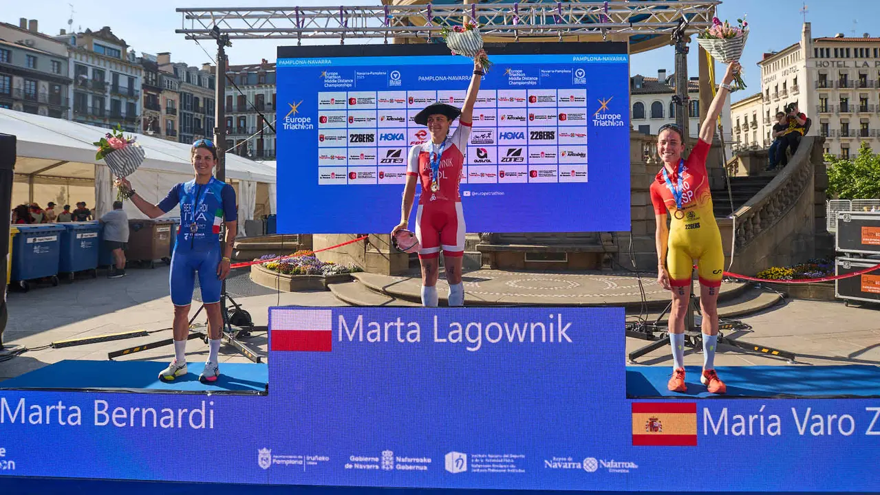 X edición de la Half Triathlon Pamplona-Iruña, que además este año ha sido también el Campeonato de Europa de Triatlón de Media Distancia, con la victoria del español Guillem Montiel en categoría masculina y la polaca Marta Lagownik en categoría femenina. IÑIGO ALZUGARAY