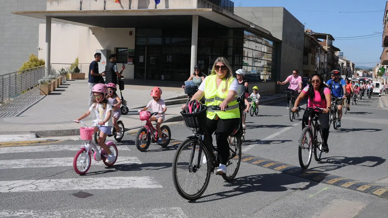 Celebración del Día de la Bicicleta en Caparroso. AMAYA LUQUI