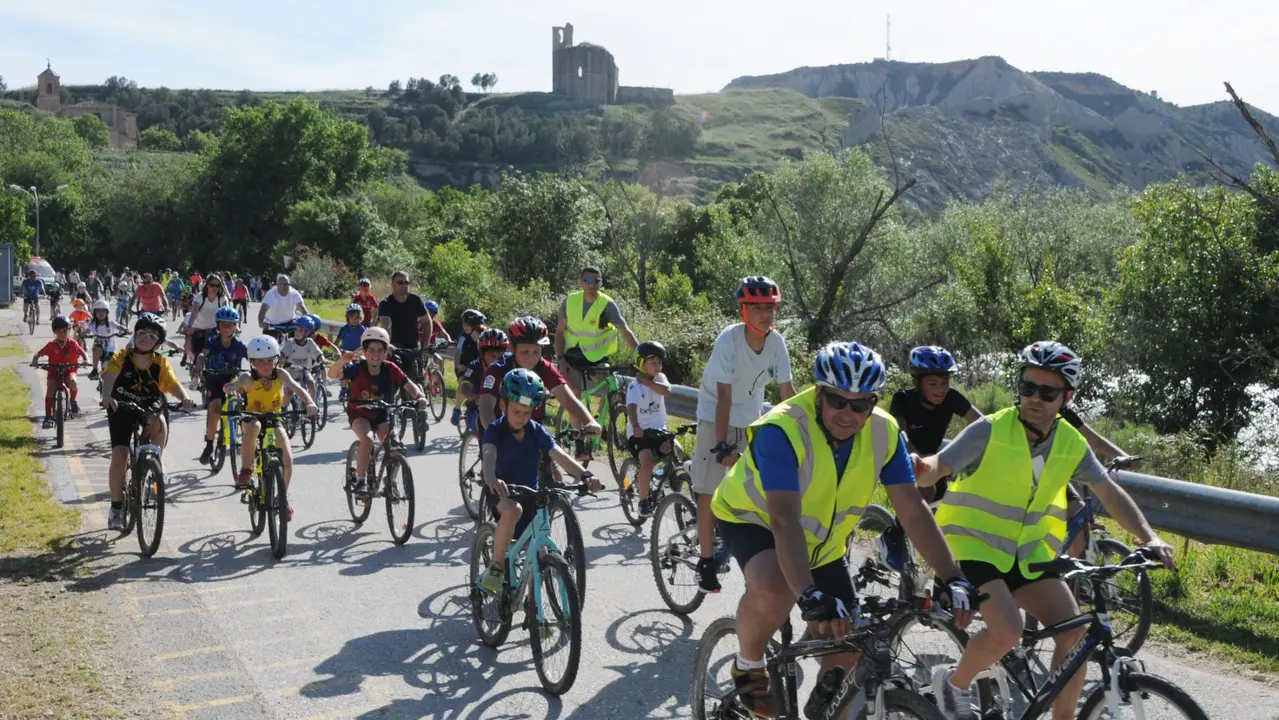Celebración del Día de la Bicicleta en Caparroso. AMAYA LUQUI