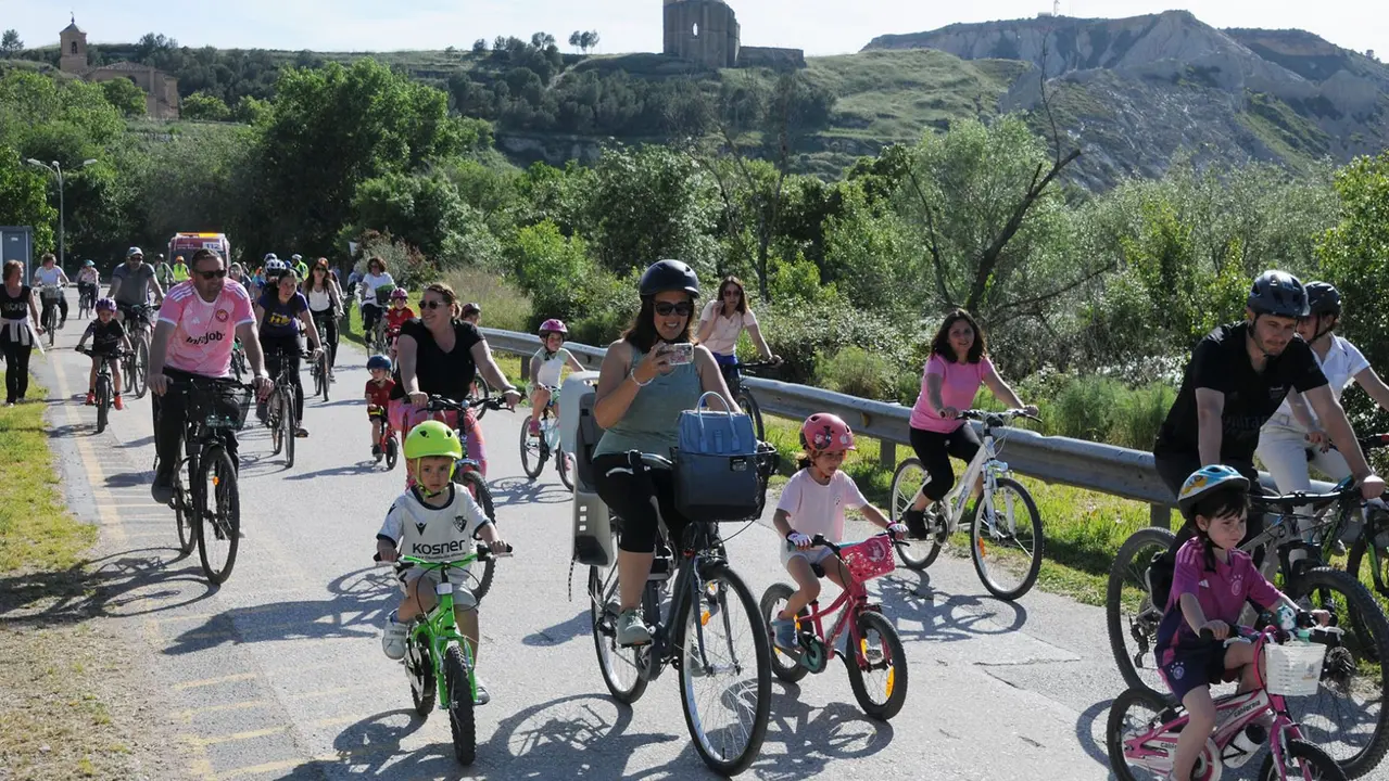 Celebración del Día de la Bicicleta en Caparroso. AMAYA LUQUI