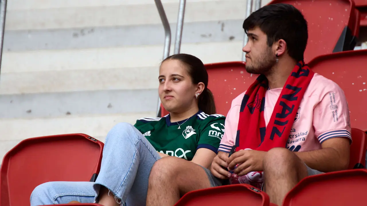 La grada del estadio de El Sadar durante el partido de La Liga EA Sports entre CA Osasuna y RCD Espanyol disputado en Pamplona. IÑIGO ALZUGARAY