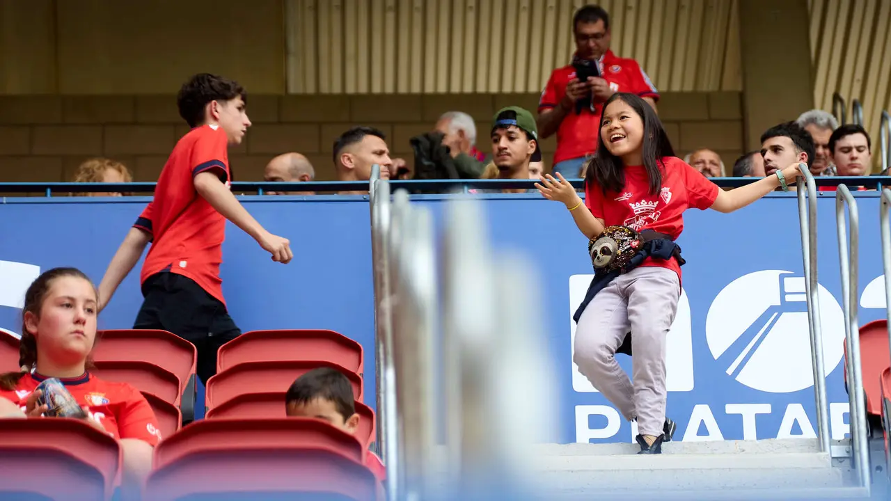 La grada del estadio de El Sadar durante el partido de La Liga EA Sports entre CA Osasuna y RCD Espanyol disputado en Pamplona. IÑIGO ALZUGARAY