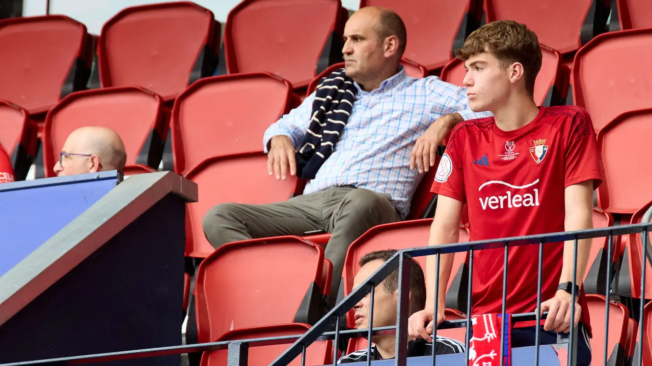 La grada del estadio de El Sadar durante el partido de La Liga EA Sports entre CA Osasuna y RCD Espanyol disputado en Pamplona. IÑIGO ALZUGARAY