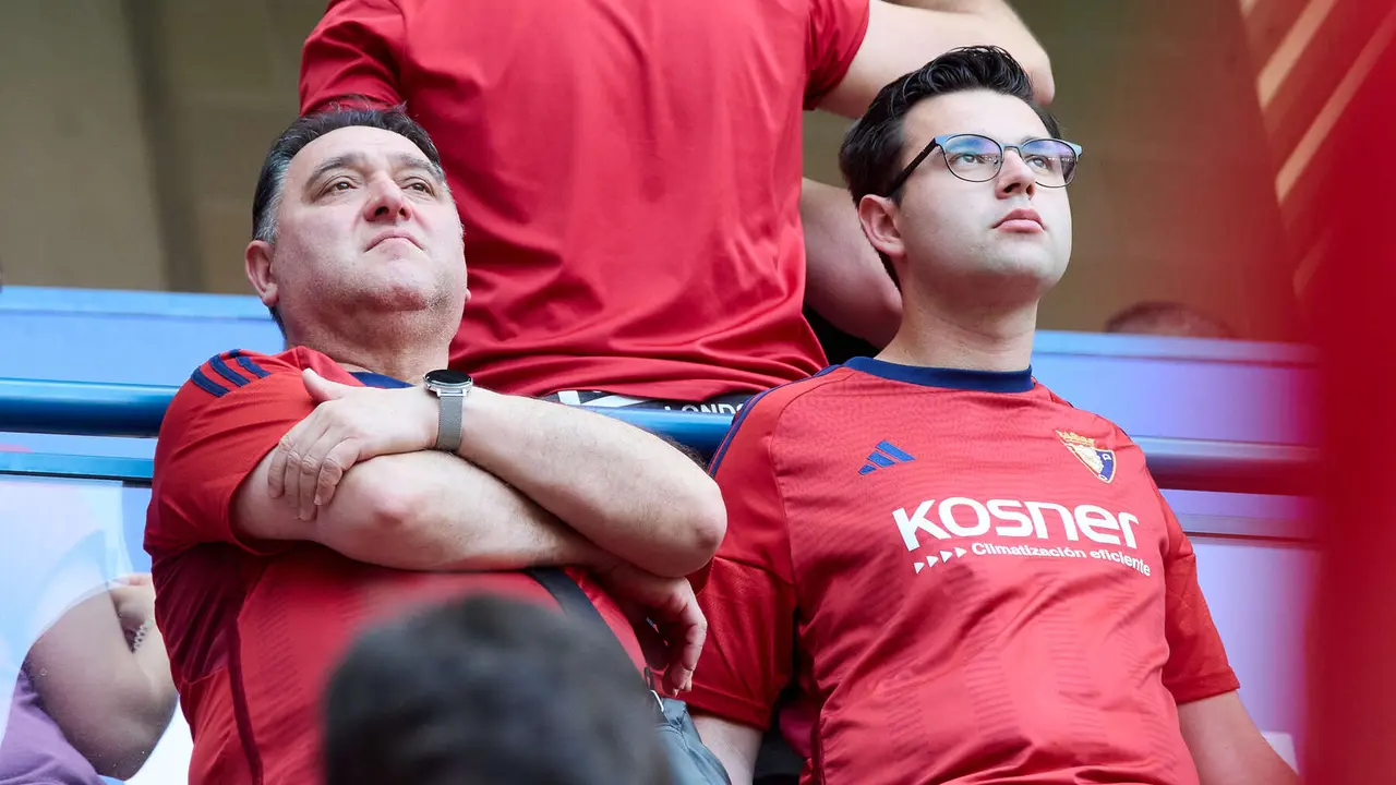 La grada del estadio de El Sadar durante el partido de La Liga EA Sports entre CA Osasuna y RCD Espanyol disputado en Pamplona. IÑIGO ALZUGARAY