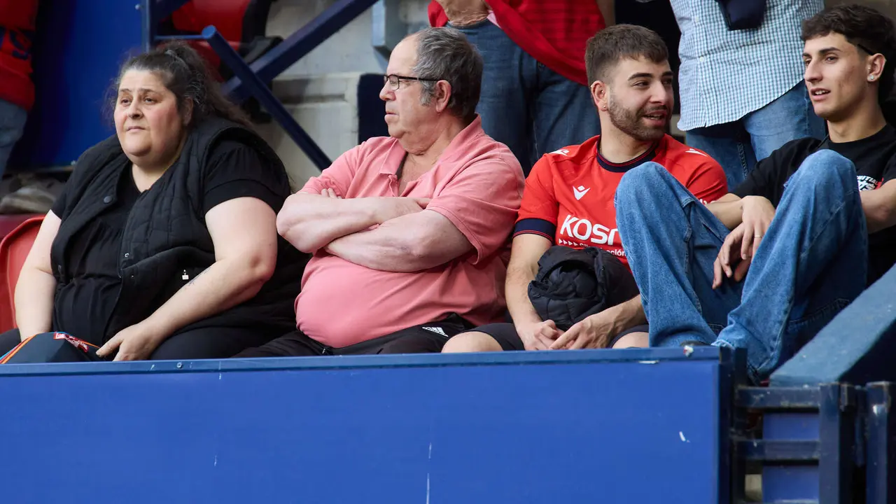 La grada del estadio de El Sadar durante el partido de La Liga EA Sports entre CA Osasuna y RCD Espanyol disputado en Pamplona. IÑIGO ALZUGARAY