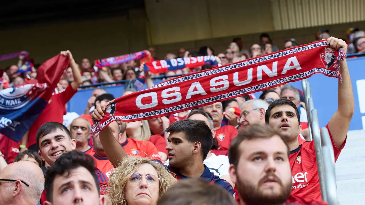 La grada del estadio de El Sadar durante el partido de La Liga EA Sports entre CA Osasuna y RCD Espanyol disputado en Pamplona. IÑIGO ALZUGARAY